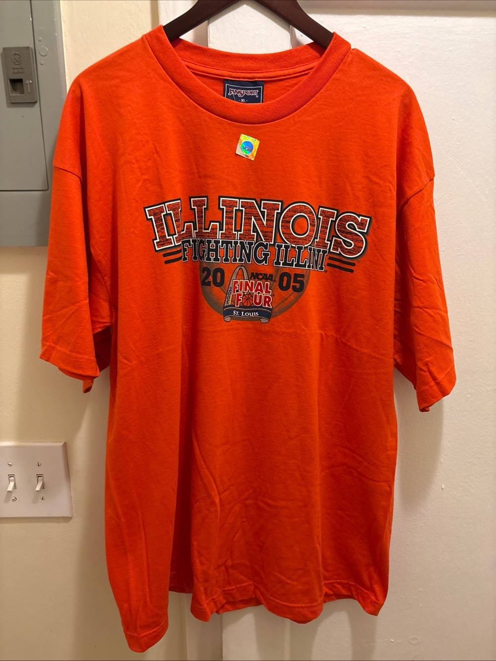 Men’s Jansport Illinois University Fighting Illini Final four 2005 t shirt XL